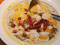 -鱼亨小鲜酸菜鱼(大信店)