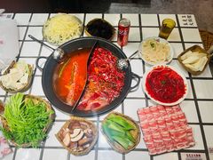 -朱光玉火锅馆·太原旗舰(钟楼街店)
