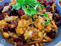 -鲁小三·大骨自助(金山总店)