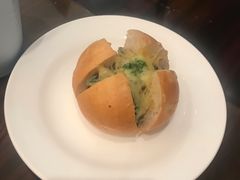 菠菜蘑菇芝士餐包-北京希尔顿逸林酒店-逸轩西餐厅-自助餐厅