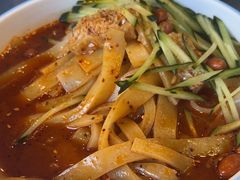-乡村馕坑肉·烧烤·新疆菜·本地人更爱吃(阿勒泰首店)