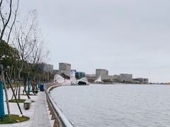 -滴水湖
