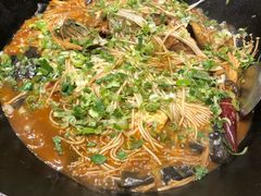 -山河屯铁锅炖鲜鹅·东北菜(开发区一店)