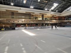 -奥山冰场(奥山世纪城店)