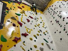 -问山MountQuest攀岩馆