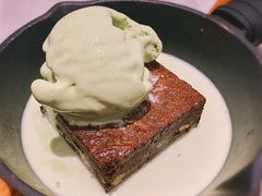 冰火瀑布布朗尼-必胜客(世欧广场店)