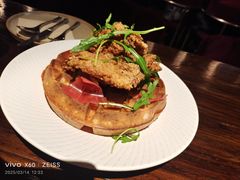 -Brut Eatery悦璞食堂(建国东路店)