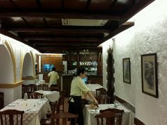 -船屋葡国餐厅