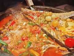 -鸣记脆皮烤鱼·海鲜烤鱼(三八广场店)
