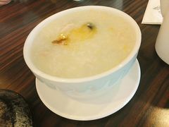 皮蛋肉丝粥-避风塘·老港味餐厅(虹口龙之梦店)