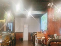 -麦凯伦烧烤·精酿超级工厂店(金桥总店)