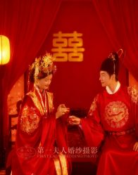 -第一夫人婚纱摄影(南京店)