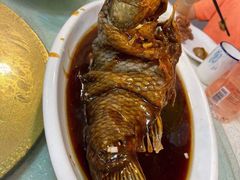罾蹦鲤鱼-奥华餐厅·老张记(台基厂店)