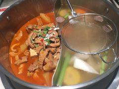 -左庭右院鲜牛肉火锅(浦江欢乐颂店)