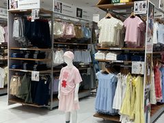 -优衣库(洛阳中州万达广场店)