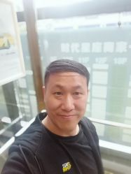 -V8潮牌·接发烫染连锁