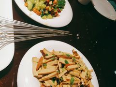 -三个大叔烤羊肉串·炭炉砂锅菜(西三旗店)