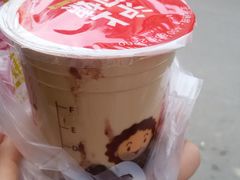 -沪上阿姨鲜果茶(华新大街店)