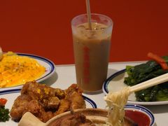 猪排出前一丁-万喜记冰室(大学路店)