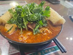 -肥汁米蘭香港米线(定西路店)