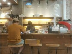 -查令84号咖啡馆(金大地1912东西街店)