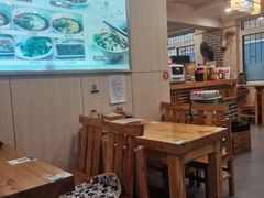大堂-余丞记川渝面馆(云峰店)