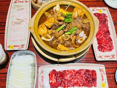 -沙胆彪炭炉牛杂煲(上海日月光广场店)