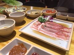 -喜来稀肉(北外滩白玉兰广场店)