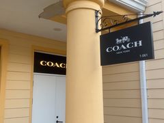 -COACH蔻驰(赛特奥特莱斯店)