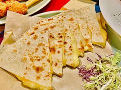 火腿凯撒迪亚芝士饼-遇见西木美式餐厅(体育路店)