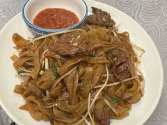 大排档炒牛河-粤·向群饭店(龙津东路总店)