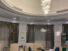 -大连金石滩绿发温泉假日酒店