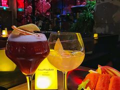 -FOUR PLAY BAR