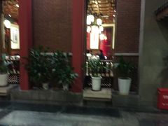 -梅龙镇酒家(南京西路总店)
