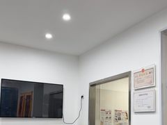 -守诺宠物医院·眼科· 神经外科·爬宠专科(虹口店)