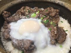 窝蛋牛肉煲仔饭-红星光发煲仔饭(大石街店)
