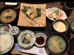 -家贺屋刺身寿司专门店