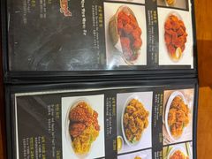 -BHC炸鸡(明洞总店)