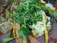 香菜牛肉-成都你六姐·牛肉冒菜·麻辣香锅(长泰广场店)