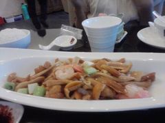 门丁滑子菇-院落创意菜