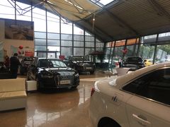 -上海永达奥迪4S店(张杨路店)