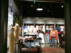 -Hollister(天环广场店)