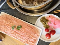 -周师兄大刀腰片火锅(财富中心店)