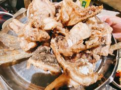 -肖肖酸萝卜鱼火锅(总店)