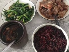 -臻爱住家月嫂育儿嫂(万达店)