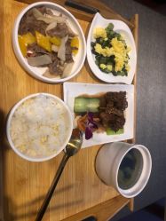 -卓玥国际月子会所(罗山路店)