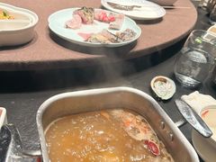 -左庭右院鲜牛肉火锅黑金店(陆家嘴中心店)