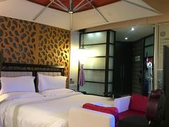 -喜鹊愉家酒店(郑州曼哈顿博览中心地铁站店)