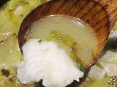 -周鱼小馆石锅酸菜鱼(活力汇店)