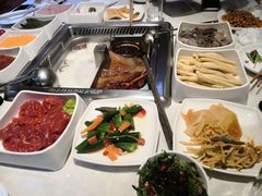 菌菇锅底，鸳鸯-海底捞火锅(龙茗路店)